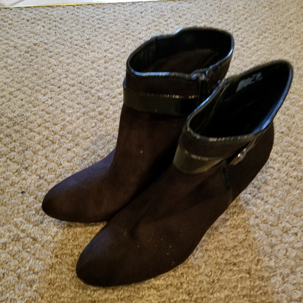Black bootie heels